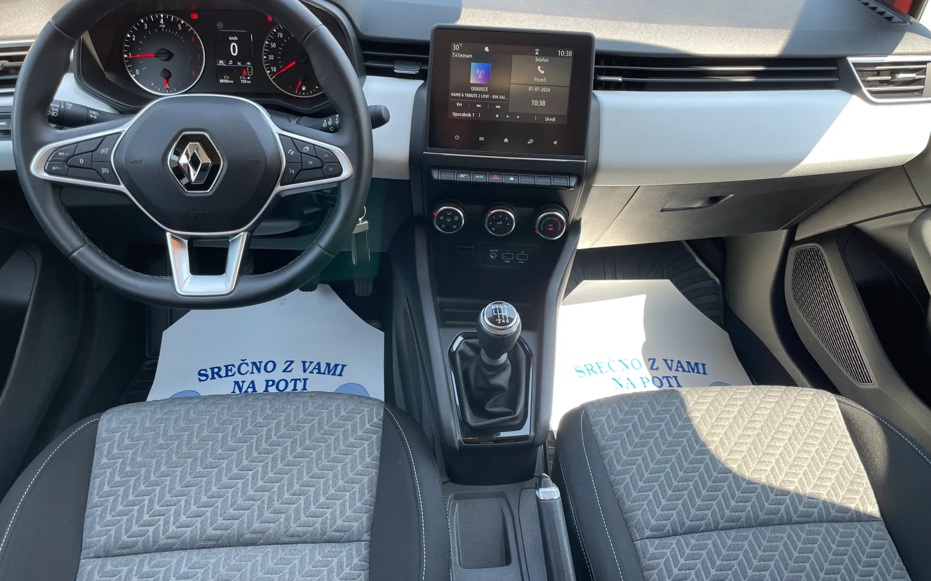 Notranja slika - Renault Clio - TCe 90 Limited - 7