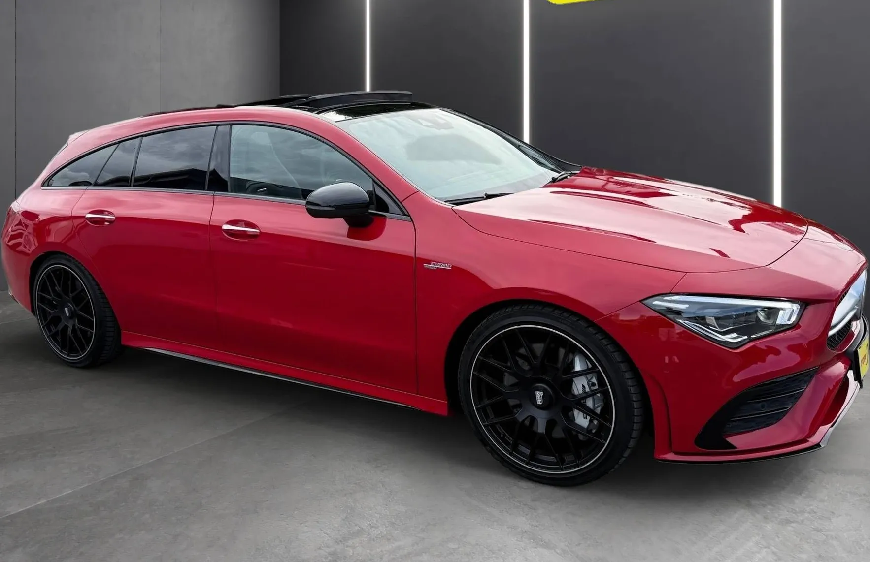 Zunanja slika - Mercedes-Benz CLA-Razred - CLA Shooting Brake AMG CLA 35 4MATIC FUL LED ACC NAVI KAMERA PANO - 9