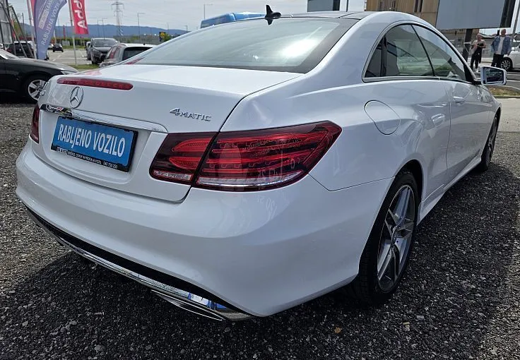 Zunanja slika - Mercedes-Benz E-Razred - E Coupe  400 4MATIC AMG Line Avt. - 4