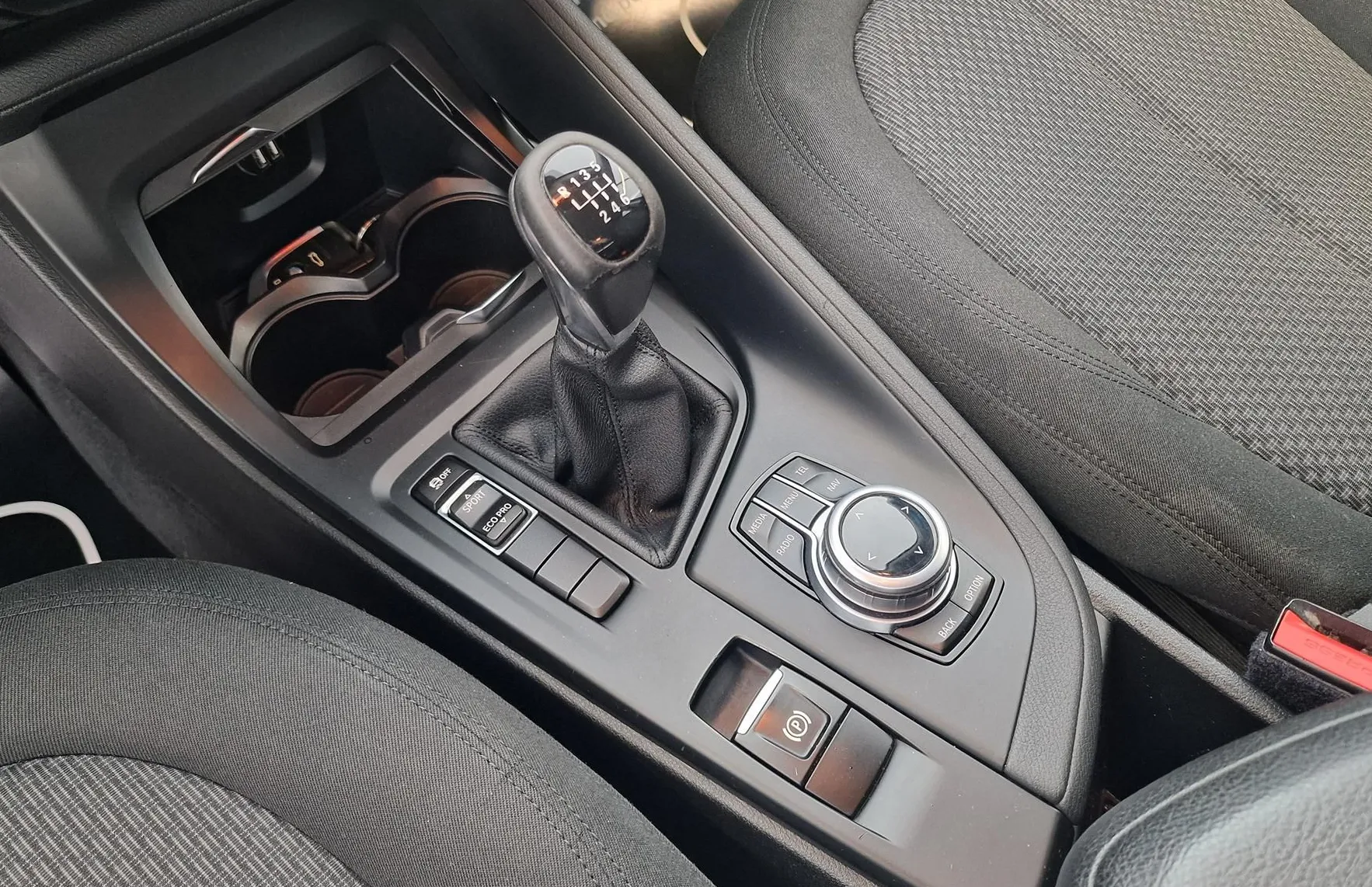 Zunanja slika - BMW X1 - serija :  sDrive18d KLJUKA|PDC|NAVI|FRONT ASSIST|TEMPOMAT - 14