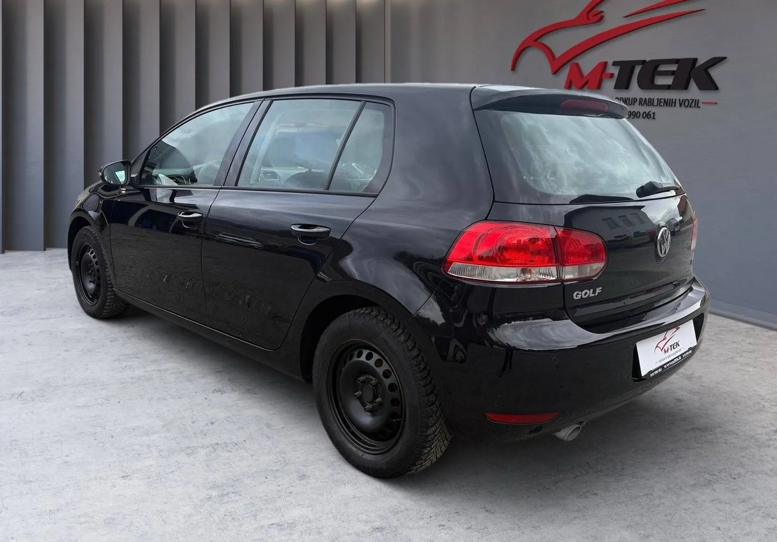 Zunanja slika - Volkswagen Golf - 1.2 TSI avt. Trendline 77  105 ... - 6