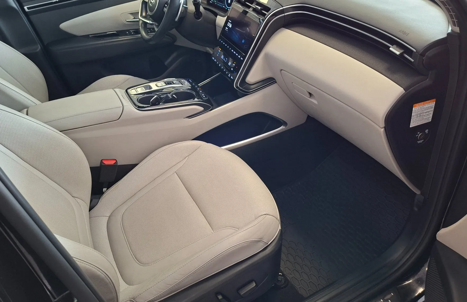 Zunanja slika - Hyundai Tucson - 1.6 T-GDI Hybrid Impression Avt.-1.LASTNIK-SLO- - 9