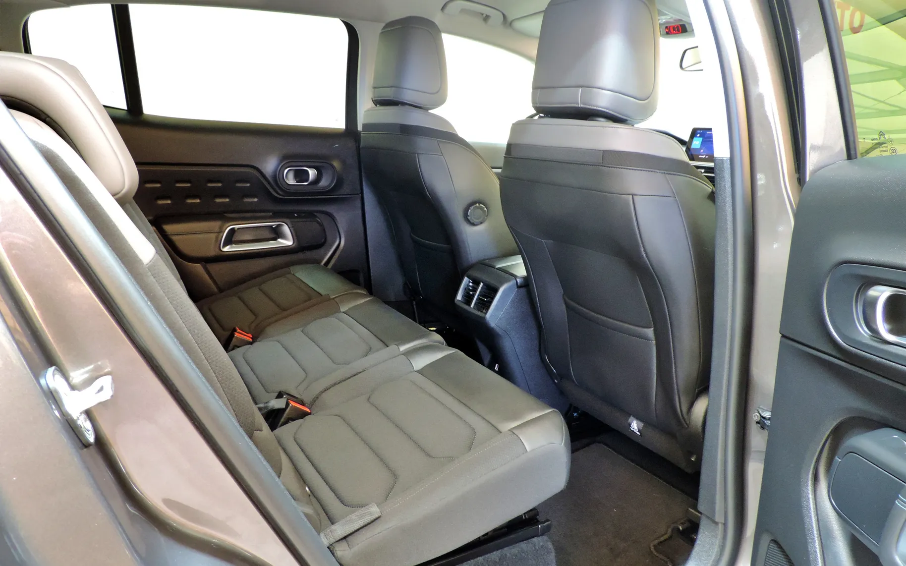 Zunanja slika - Citroën C5 - Hybrid 225  Avt. LED-KAMERA - 24