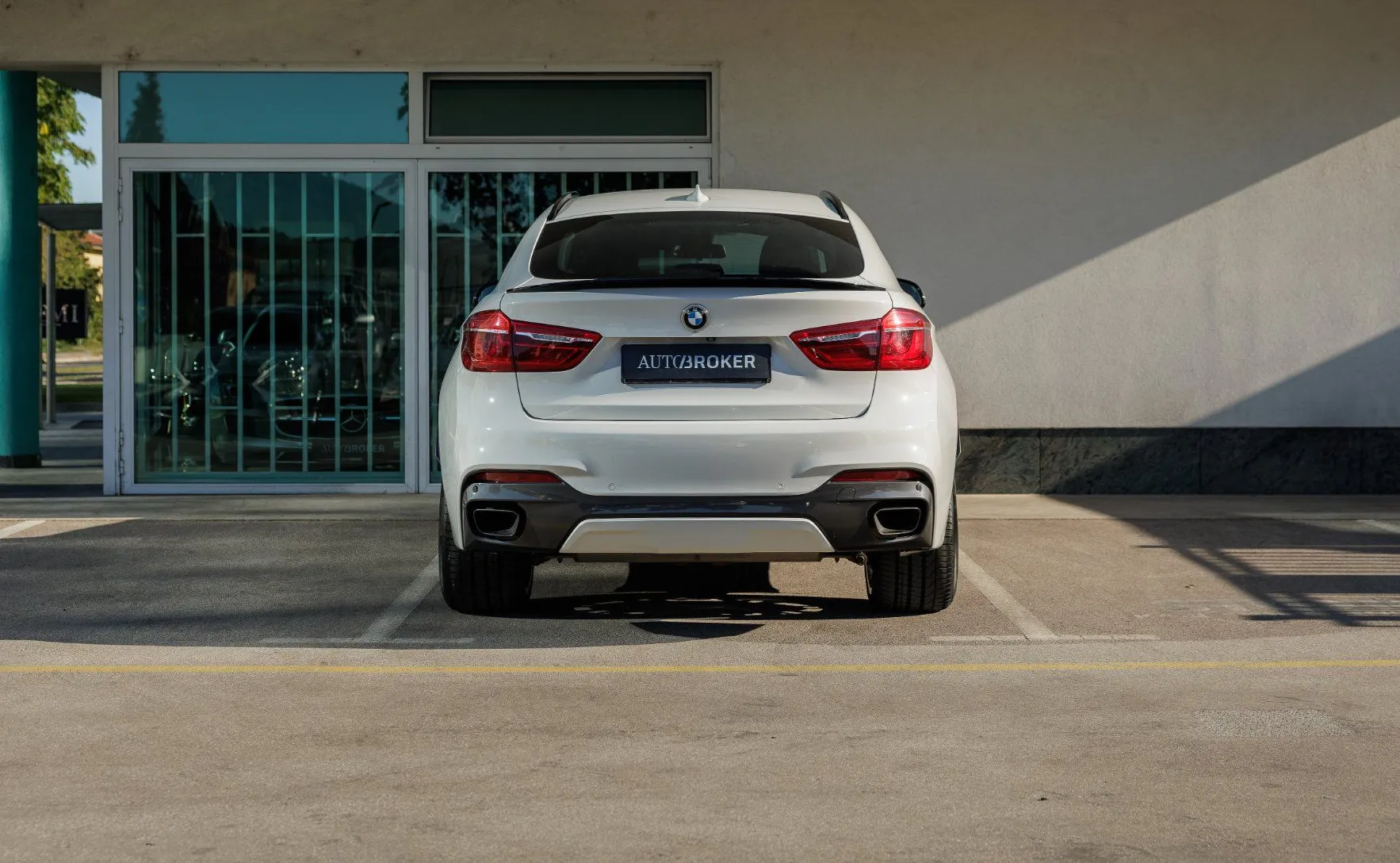 Zunanja slika - BMW X6 - serija : M50d M Sport kamera Navi PRO HeadUp Adapt. LED - 6