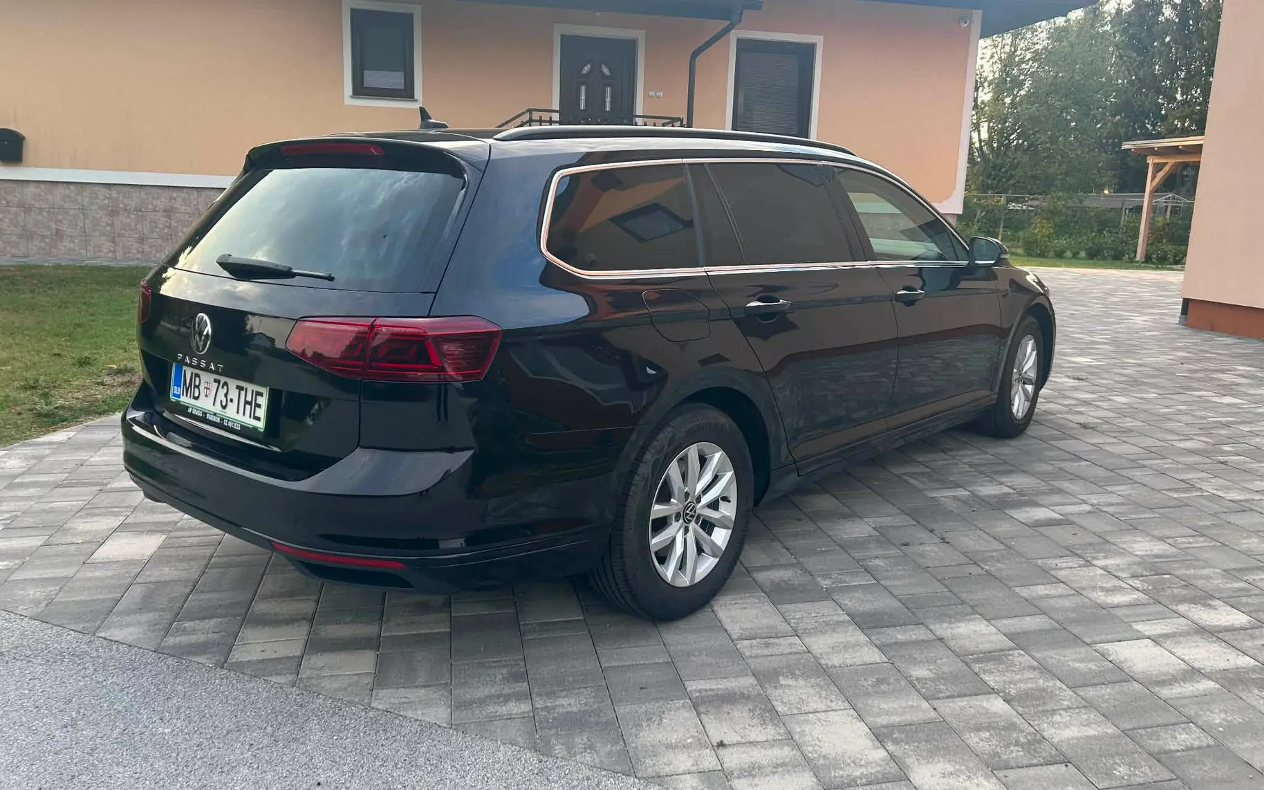 Zunanja slika - Volkswagen Passat - Variant 2,0 TDI BMT SCR Business DSG - 4