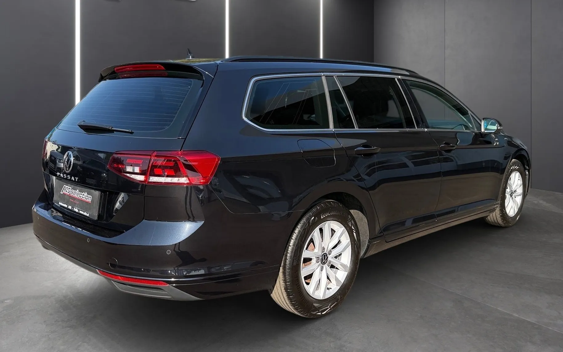 Zunanja slika - Volkswagen Passat Variant - 2.0 TDI BMT SCR Business DSG-Vl. Kljuka-Masaža A.. - 3
