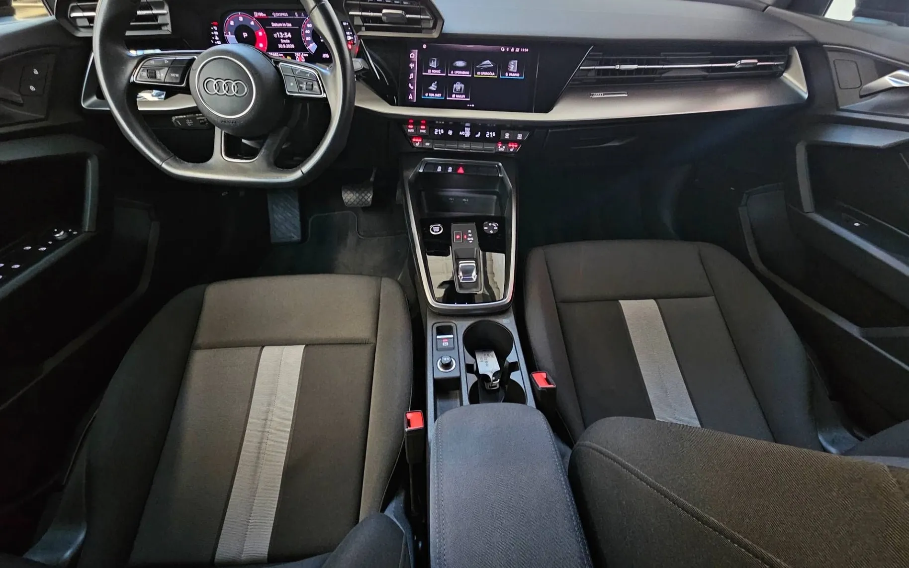 Zunanja slika - Audi A3 - Sportback 35 TDI S line S tronic - 6