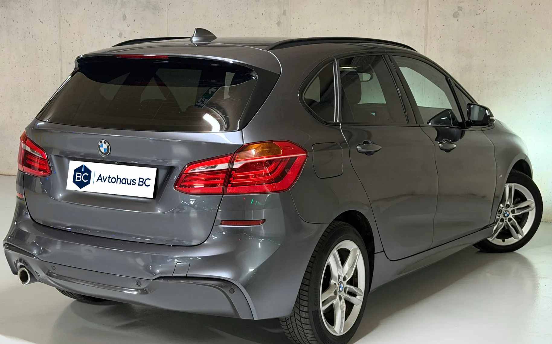 Zunanja slika - BMW Serija 2 - BMW 216d Active Tourer M SPORT KAMERA LED NAVI TEMP - 3