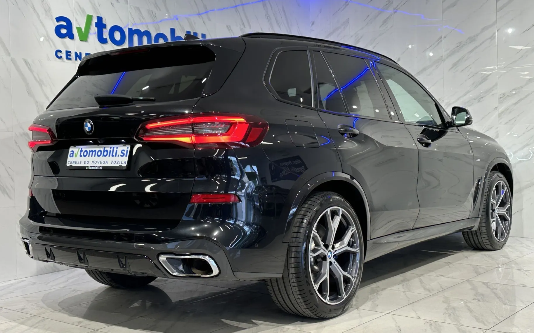 Zunanja slika - BMW serija X5: - xD40d|M|Laser|Zračno|ACC|360K|Masaža|Crystal|Hlaj| - 4