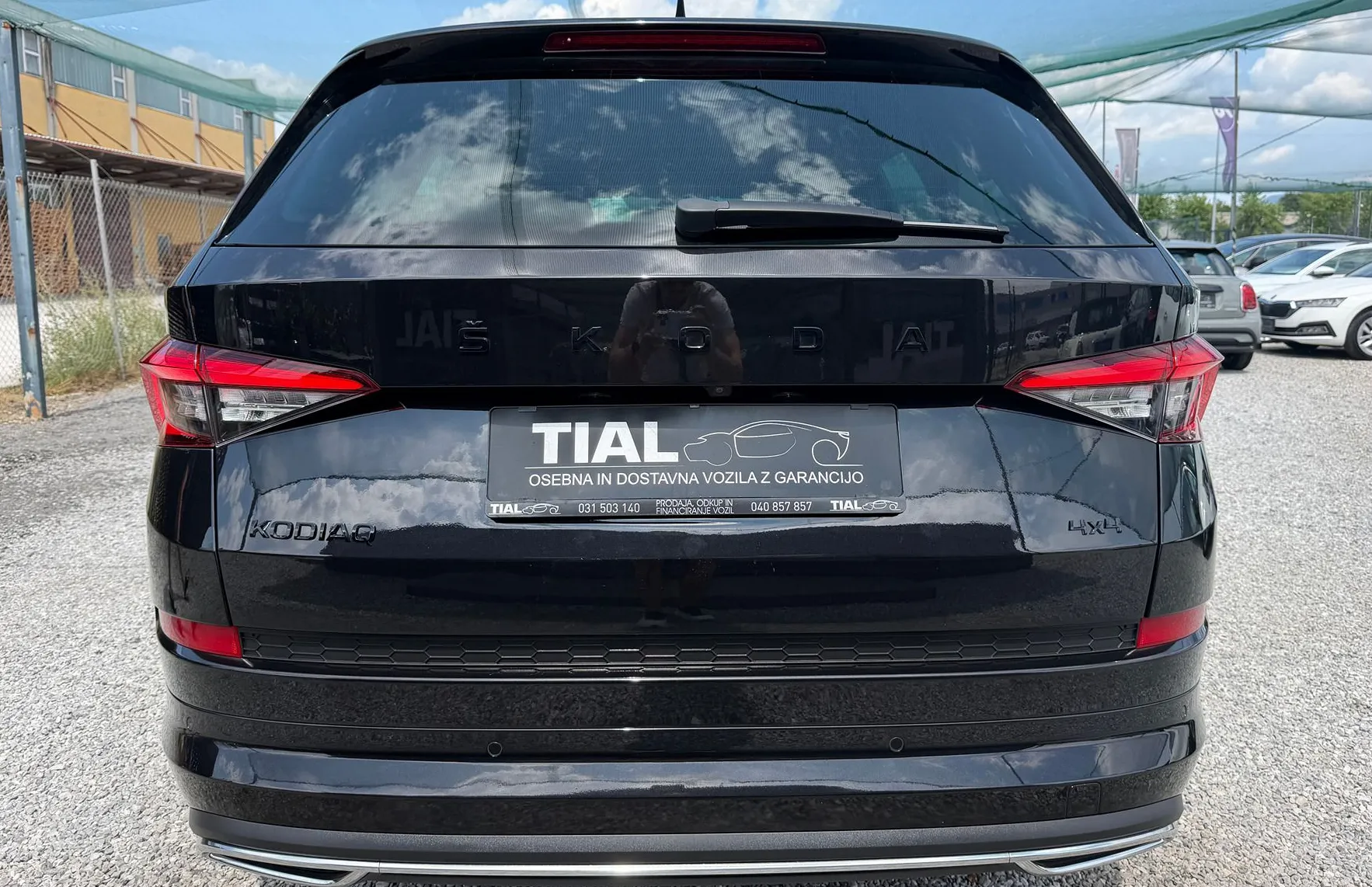 Zunanja slika - Škoda Kodiaq - 4x4 2.0 TDI SPORTLINE-7SEDEZEV-DSG-KAMERA-CRYSTAL- - 6