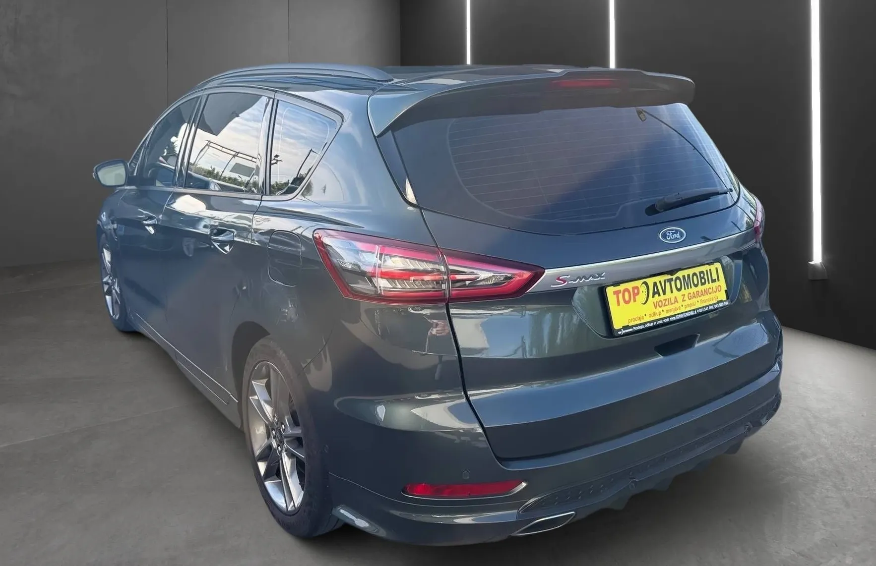 Zunanja slika - Ford S-MAX - 2.0 ST LINE FULL LED NAVI PDC MEMORY TOP - 4