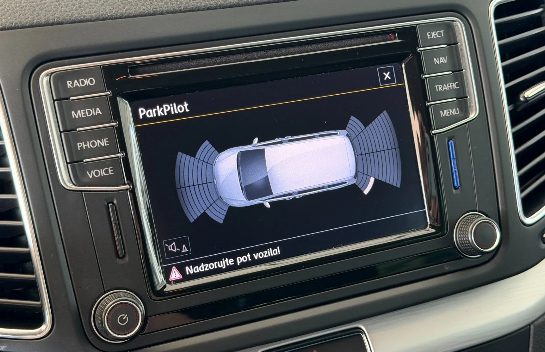 Zunanja slika - Volkswagen Sharan - Life 2.0 TDI DSG - 7 SEDEŽEV - SLO POREKLO - 8