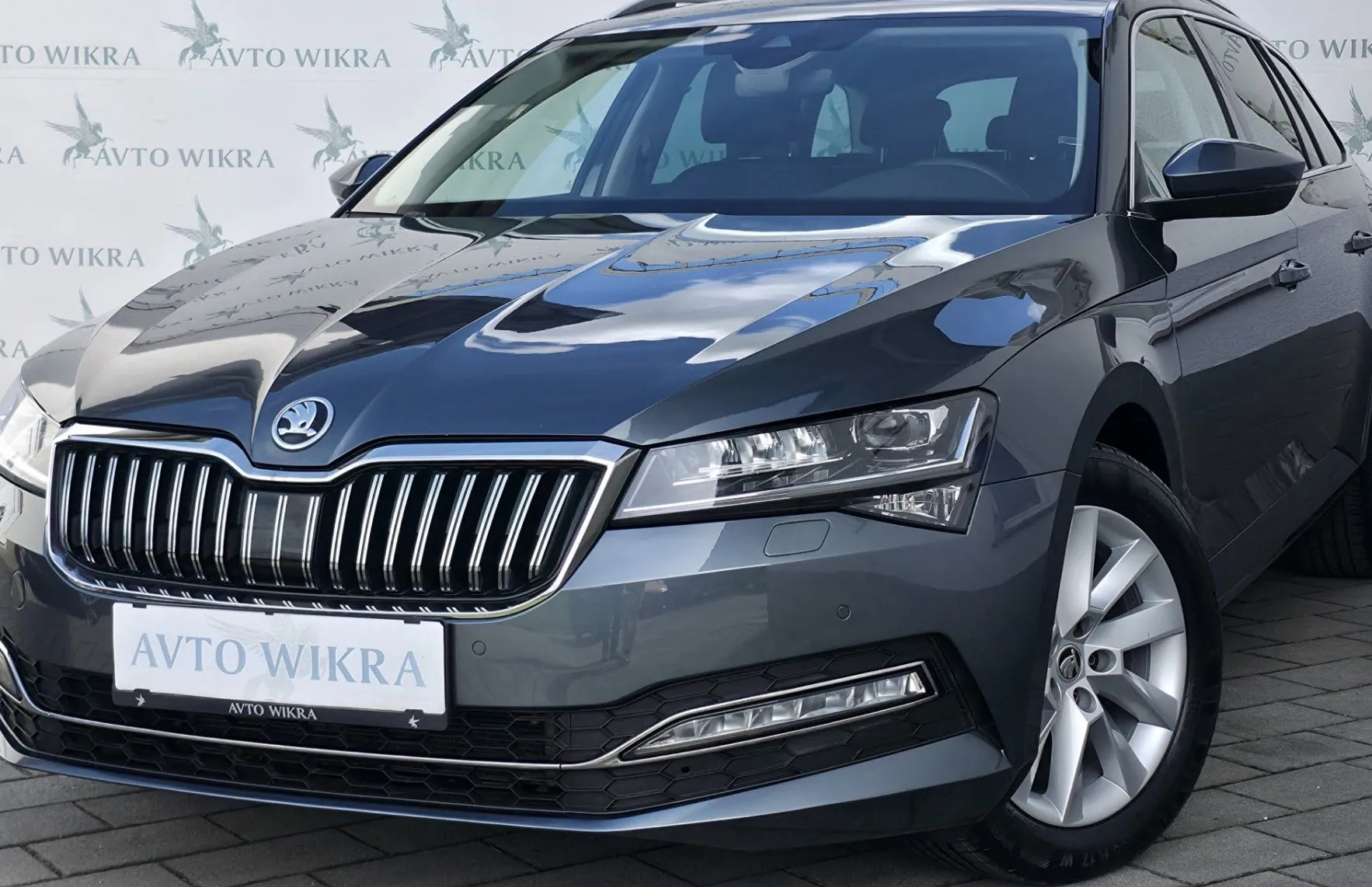 Zunanja slika - Škoda Superb - Combi 4x4 2.0TDI Style DSG MATRIX•ACC•VIRTUAL•17C• - 2