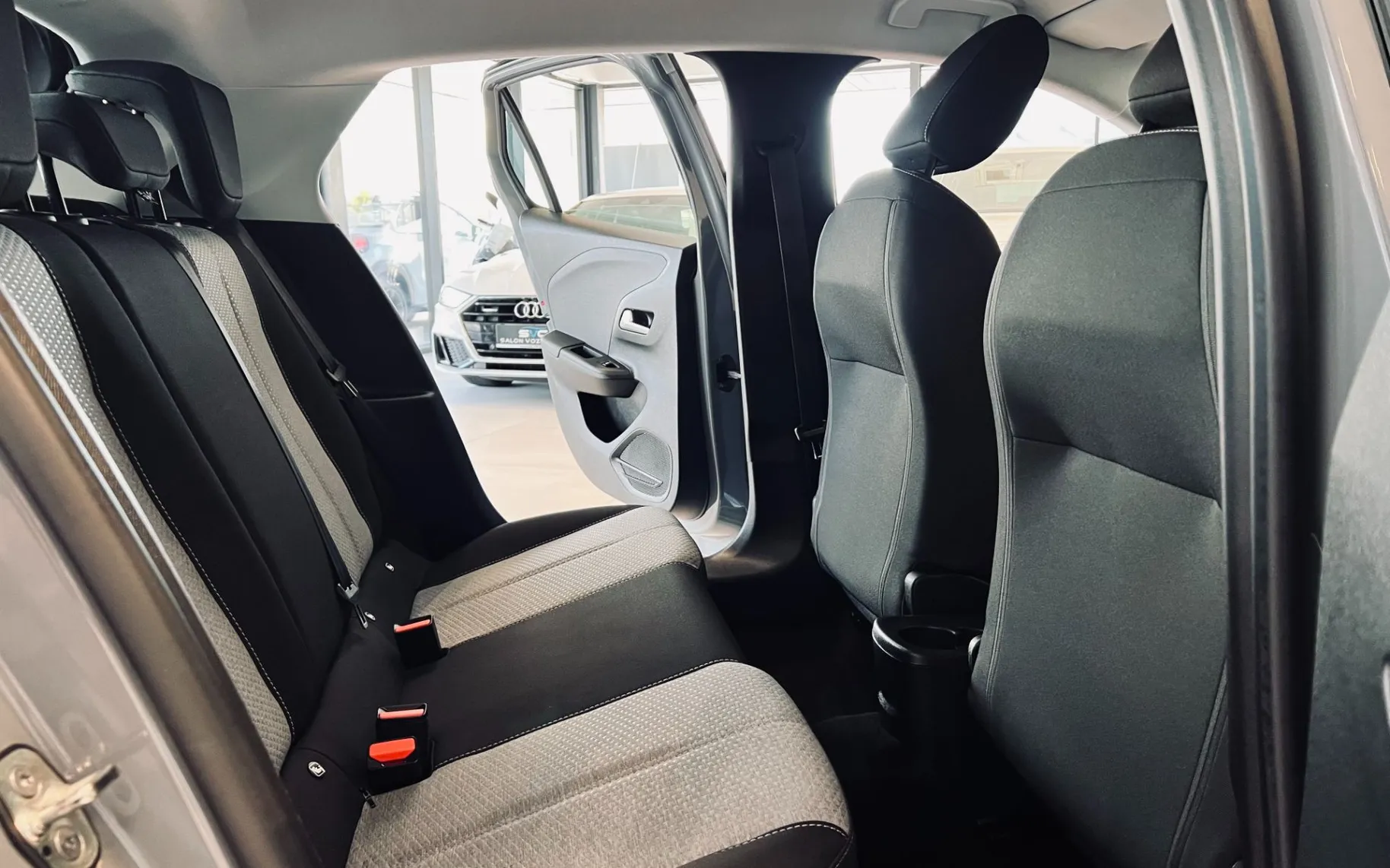 Zunanja slika - Opel Corsa - 1,2 Edition - 11