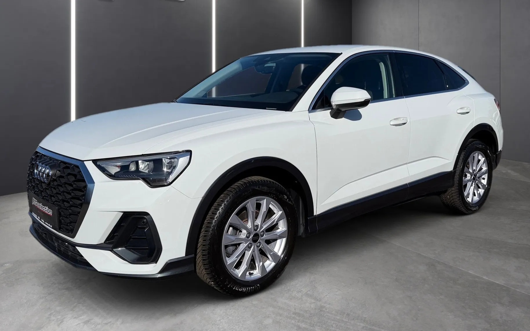 Zunanja slika - Audi Q3 Sportback - 35 TDI S tronic Advanced-Mrtvi kot-ACC-Kamera..... - 1