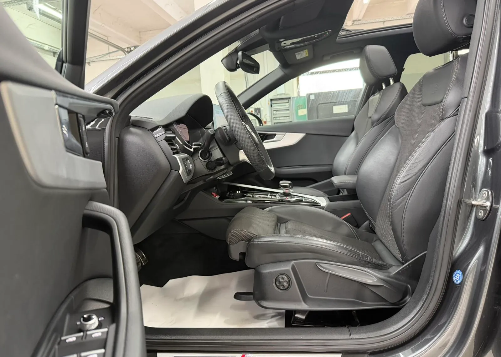 Zunanja slika - Audi A4 - quattro AUT. - 9
