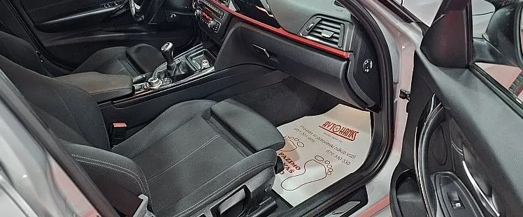 Zunanja slika - BMW Serija 3 - : 318d xDrive Sport Line.BREZ POLOGA DO 7 LET IN TUJ - 19
