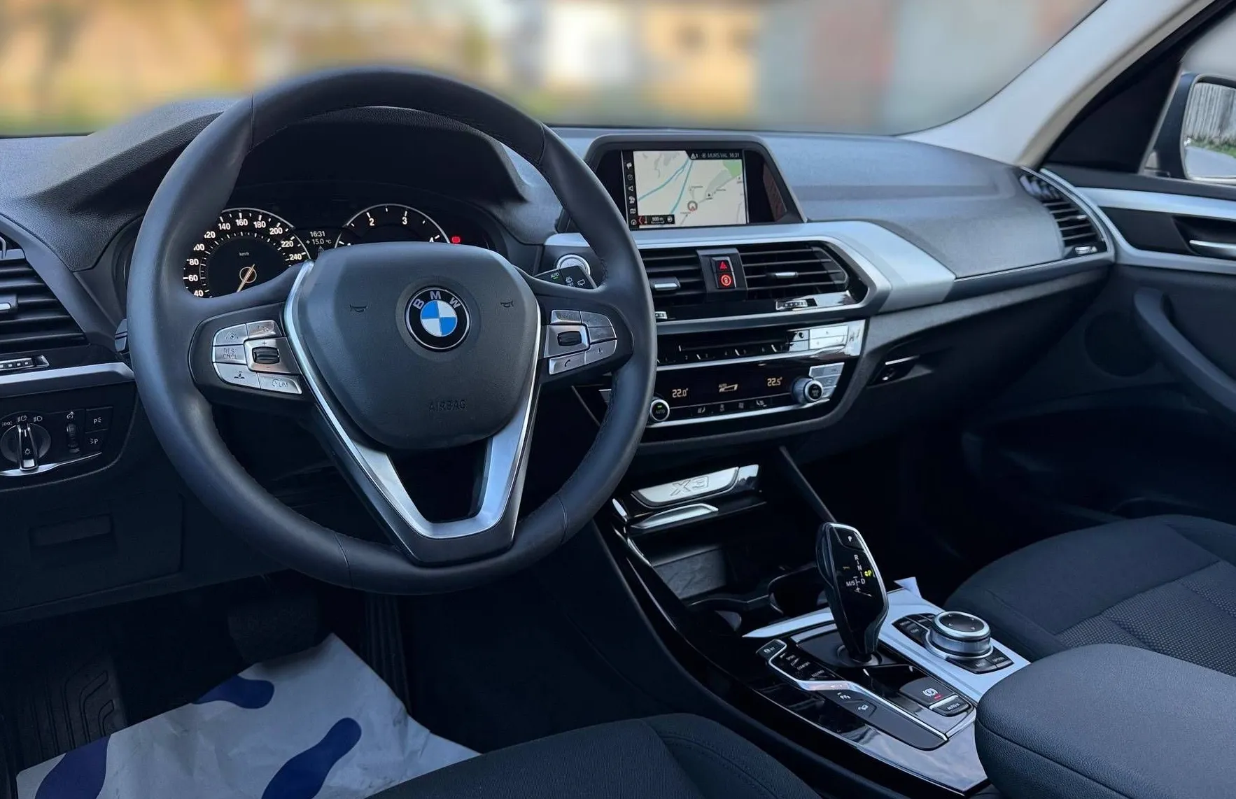 Zunanja slika - BMW X3 - serija : xDrive 20d FULL LED NAVIGACIJA TEMPOMAT PDC TOP - 15