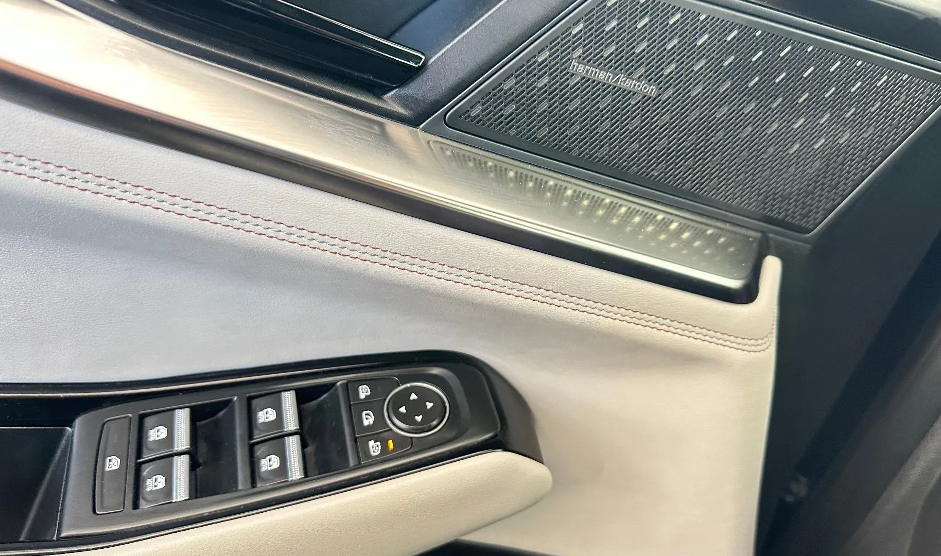 Zunanja slika - Renault Espace - E-Tech full hybrid 200 Iconic.USNJE.KAMERA.7 SEDEŽ - 16