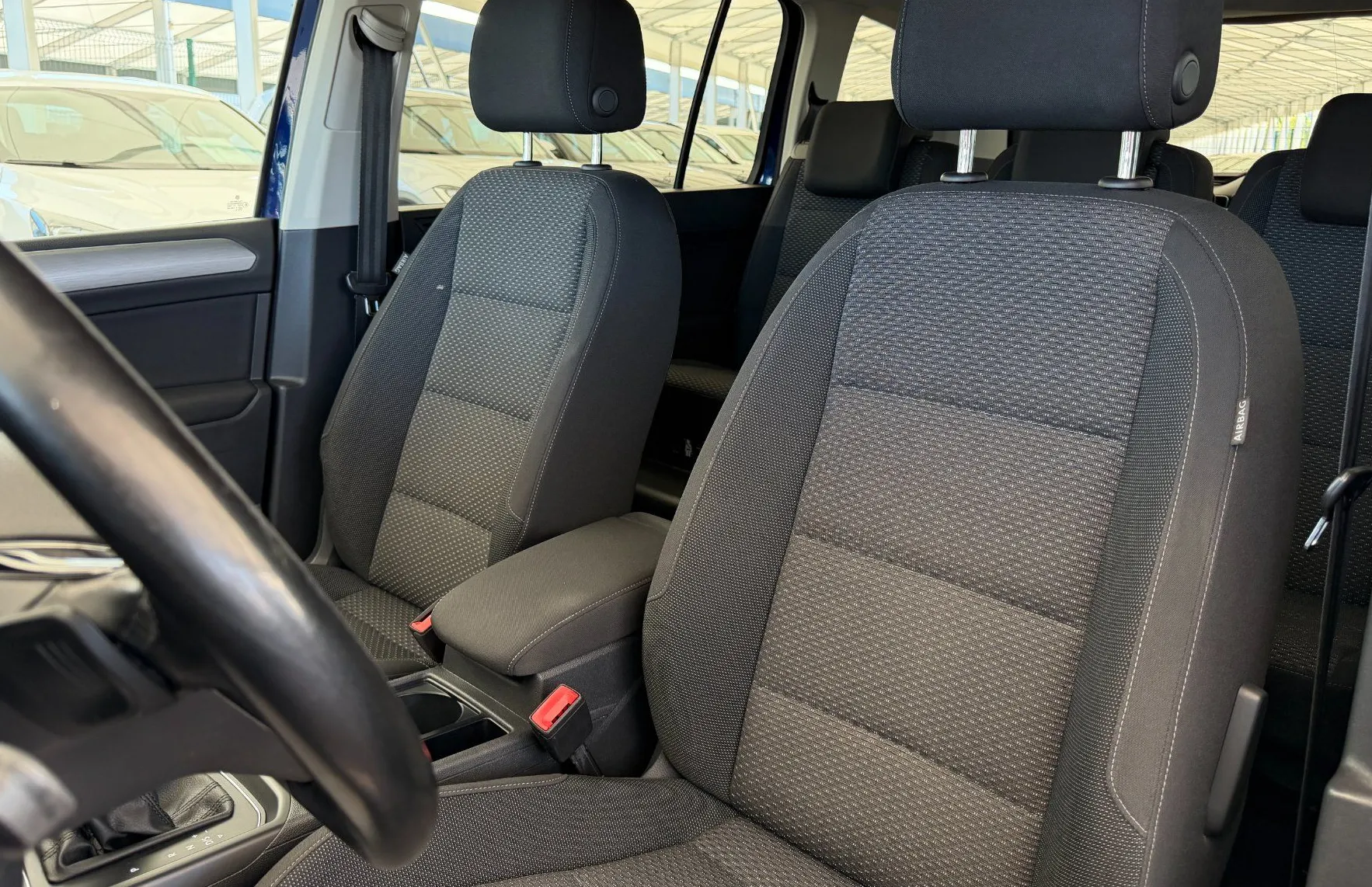 Zunanja slika - Volkswagen Touran - 1.6 TDI Comfortline DSG - KAMERA - LED - 7 SEDEŽEV - 8