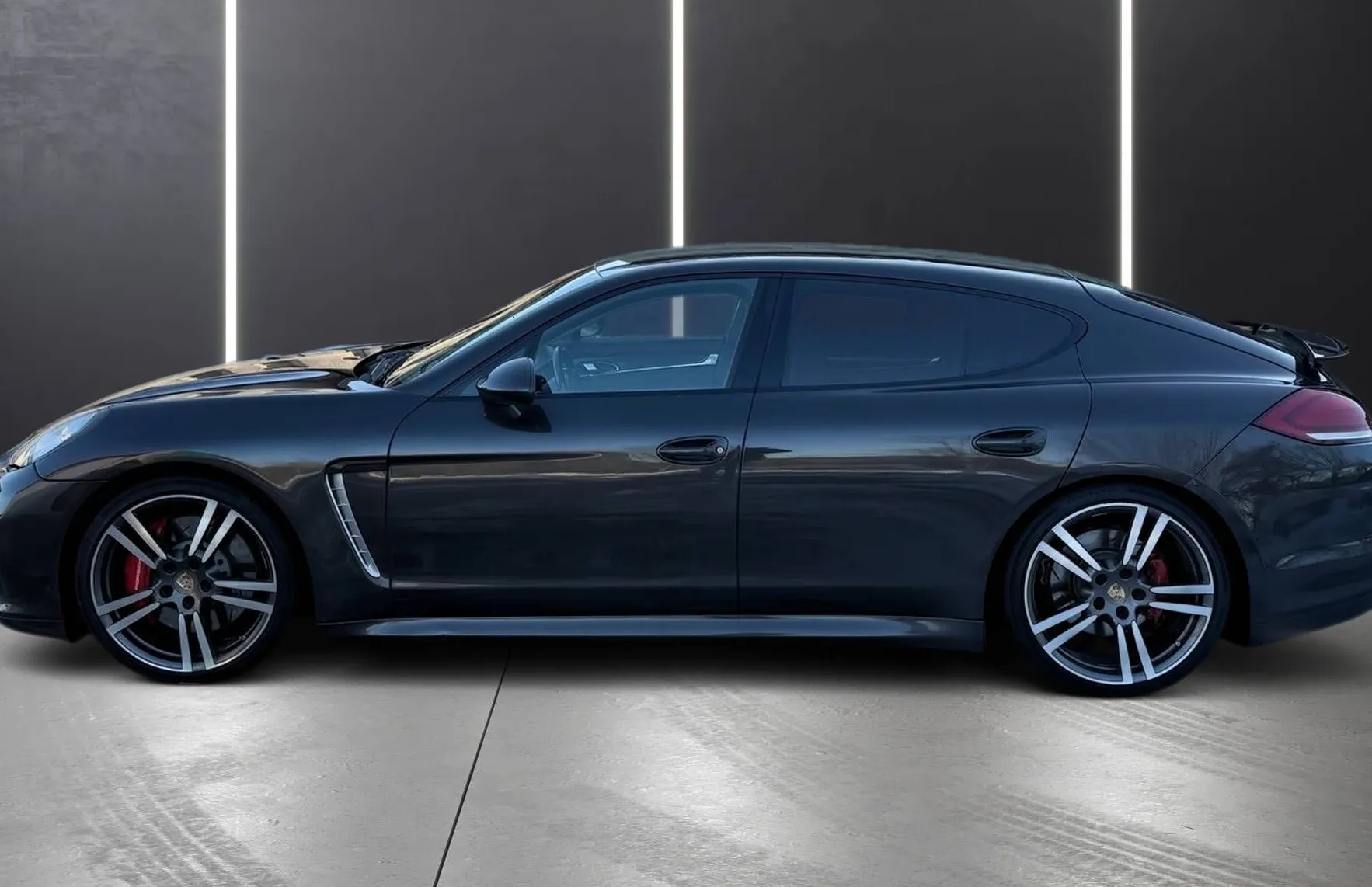 Zunanja slika - Porsche Panamera - TURBO RADAR XENON KAMERA MEMORY ZRAČNO - 4