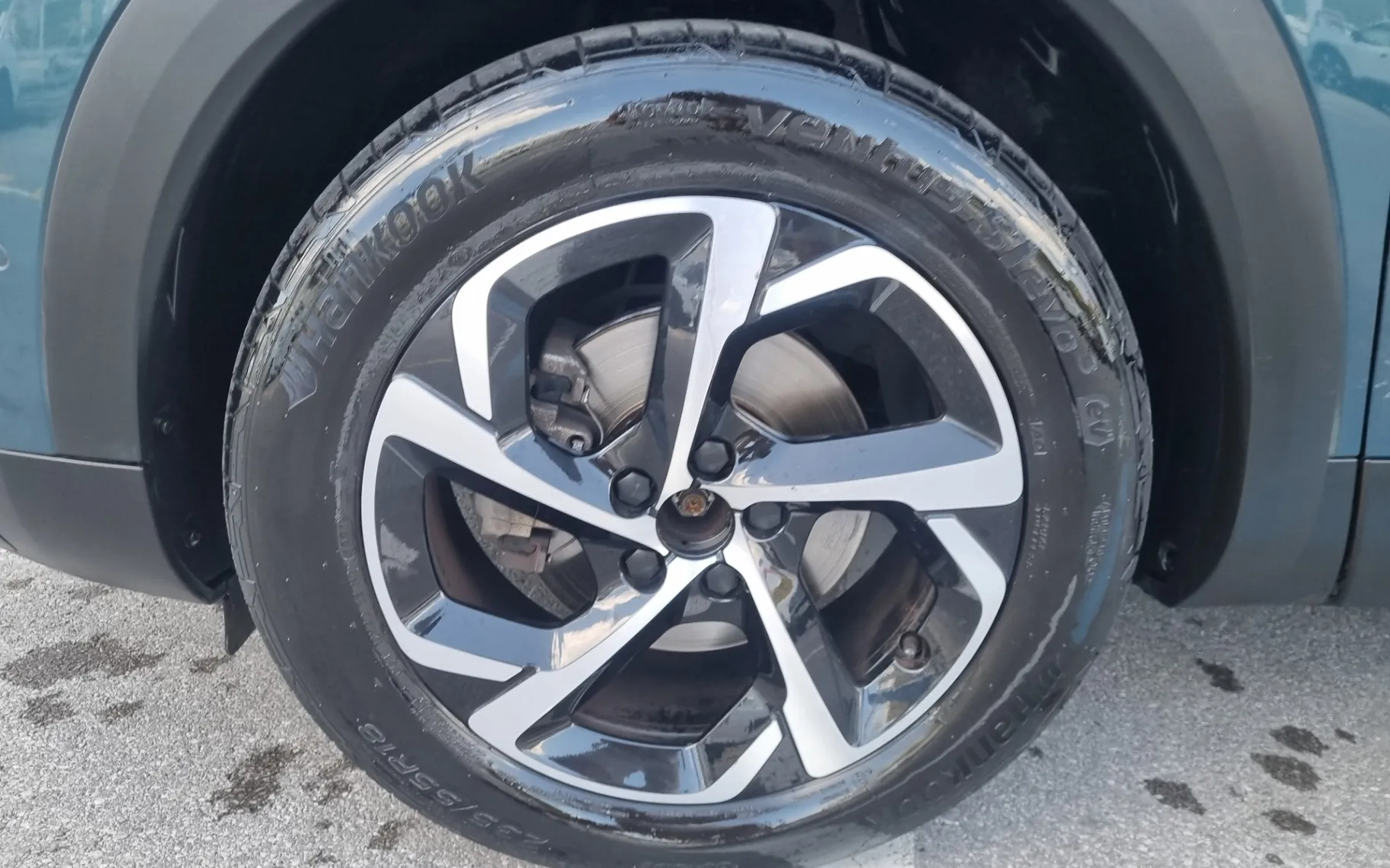 Zunanja slika - Citroën C5 - Aircross 1.2 PT Feel - VLEČNA KLJUKA - POTRJENA SERVISNA - 32