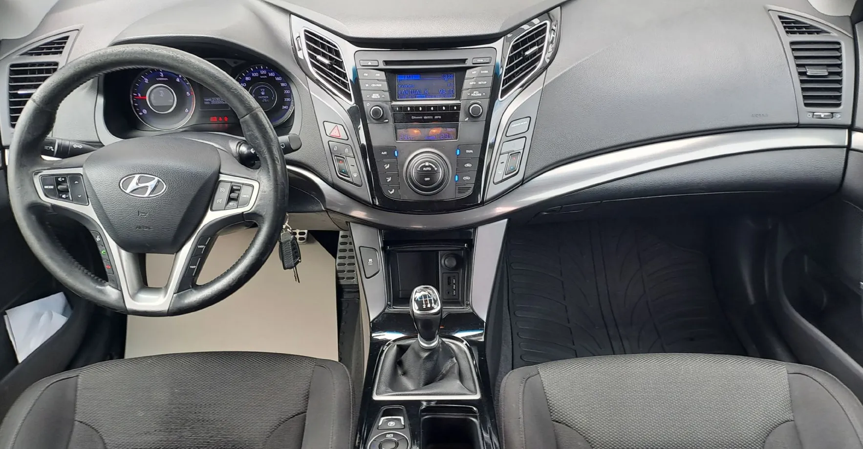 Zunanja slika - Hyundai i40 - Wagon 1.7 CRDi Comfort - 7