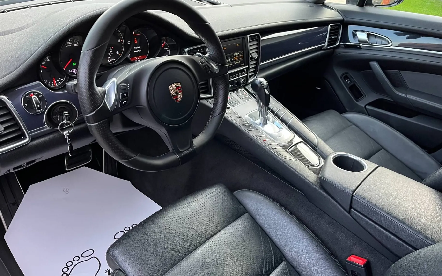 Notranja slika - Porsche Panamera - 3.0 TD TIPTRONIC-LED-ALU-NAVI-KAM-ODLIČNA... - 10