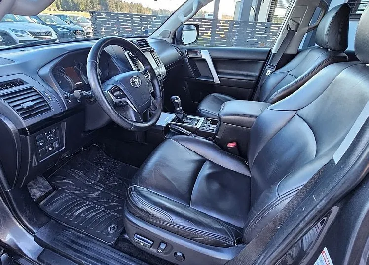 Zunanja slika - Toyota Land Cruiser - 2.8 D-4D AWD Premium-Le 165.000 km- EL.Sede  382 i-K - 5