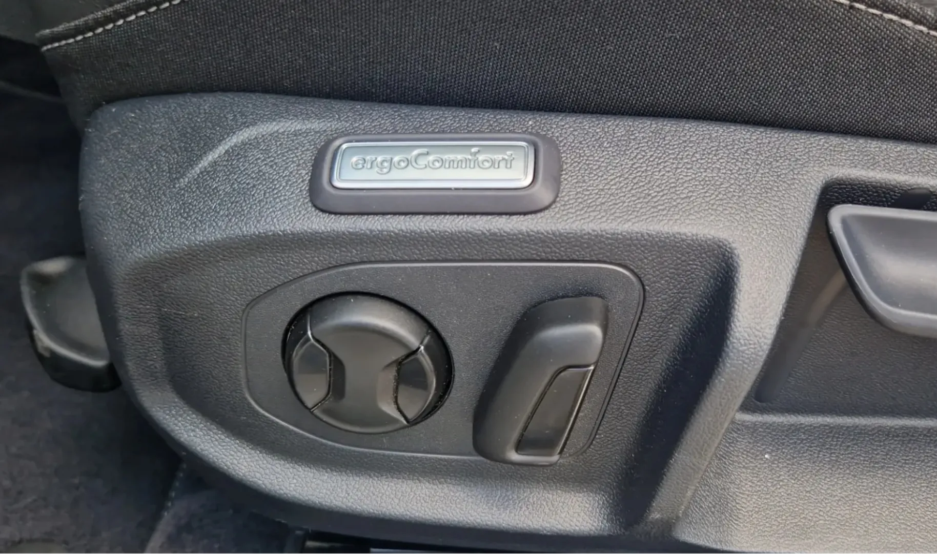 Zunanja slika - VW Arteon - 2,0 TDI BMT R-Line - 18