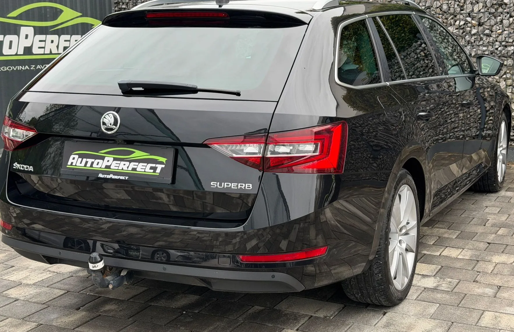 Zunanja slika - Škoda Superb - Combi 1.4 TSI Style |ACC|KEYLESS|KLJUKA|KAM|MEMORY - 6