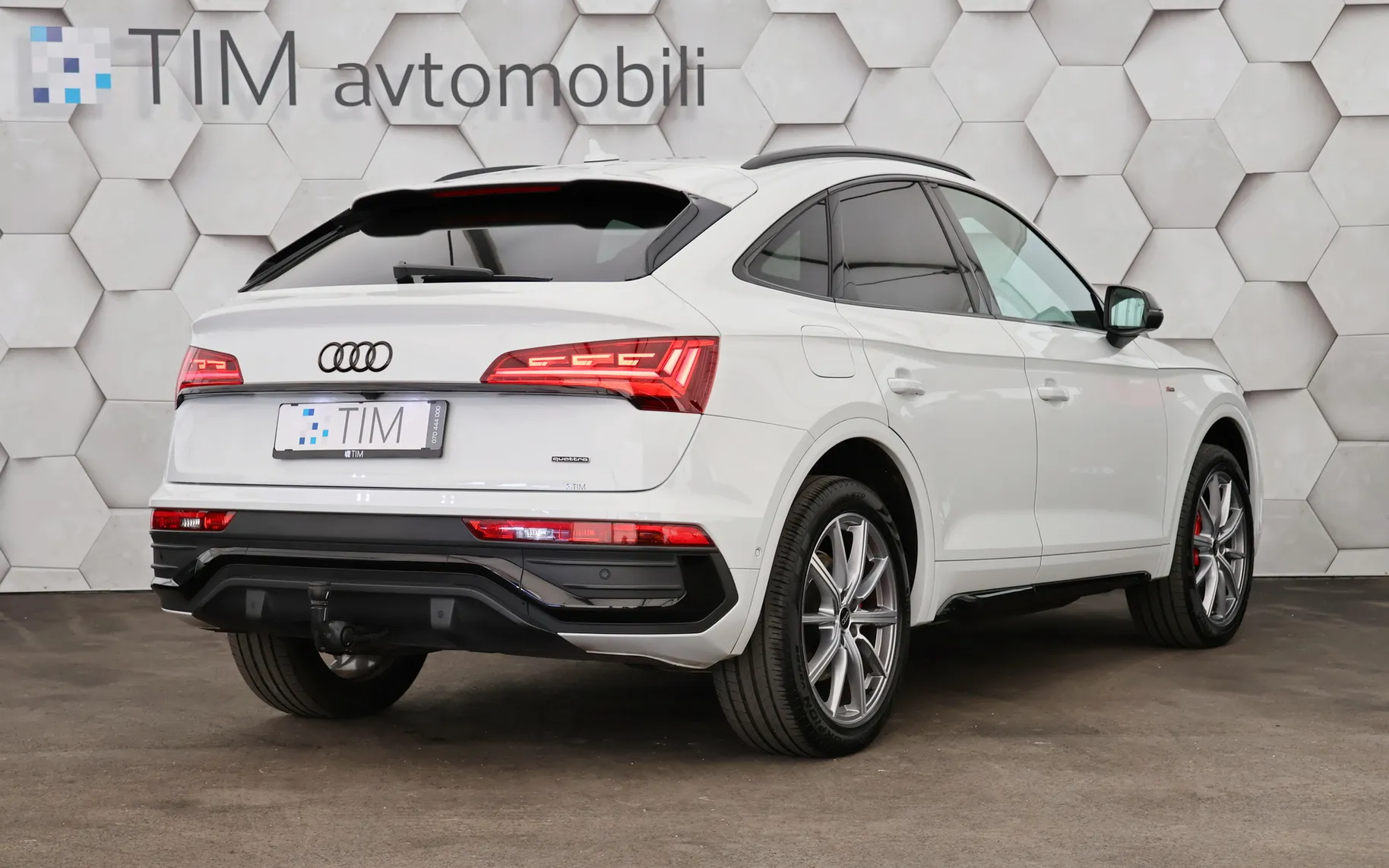 Zunanja slika - Audi Q5 - Sportback 40TDI Quattro S-Tronic S-Line 204KM - 3