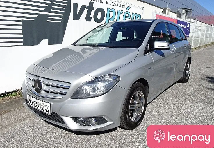 Zunanja slika - Mercedes-Benz B-Razred - B 180 BlueEFFICIENCY FINANCIRANJE BREZ POLOGA - 1