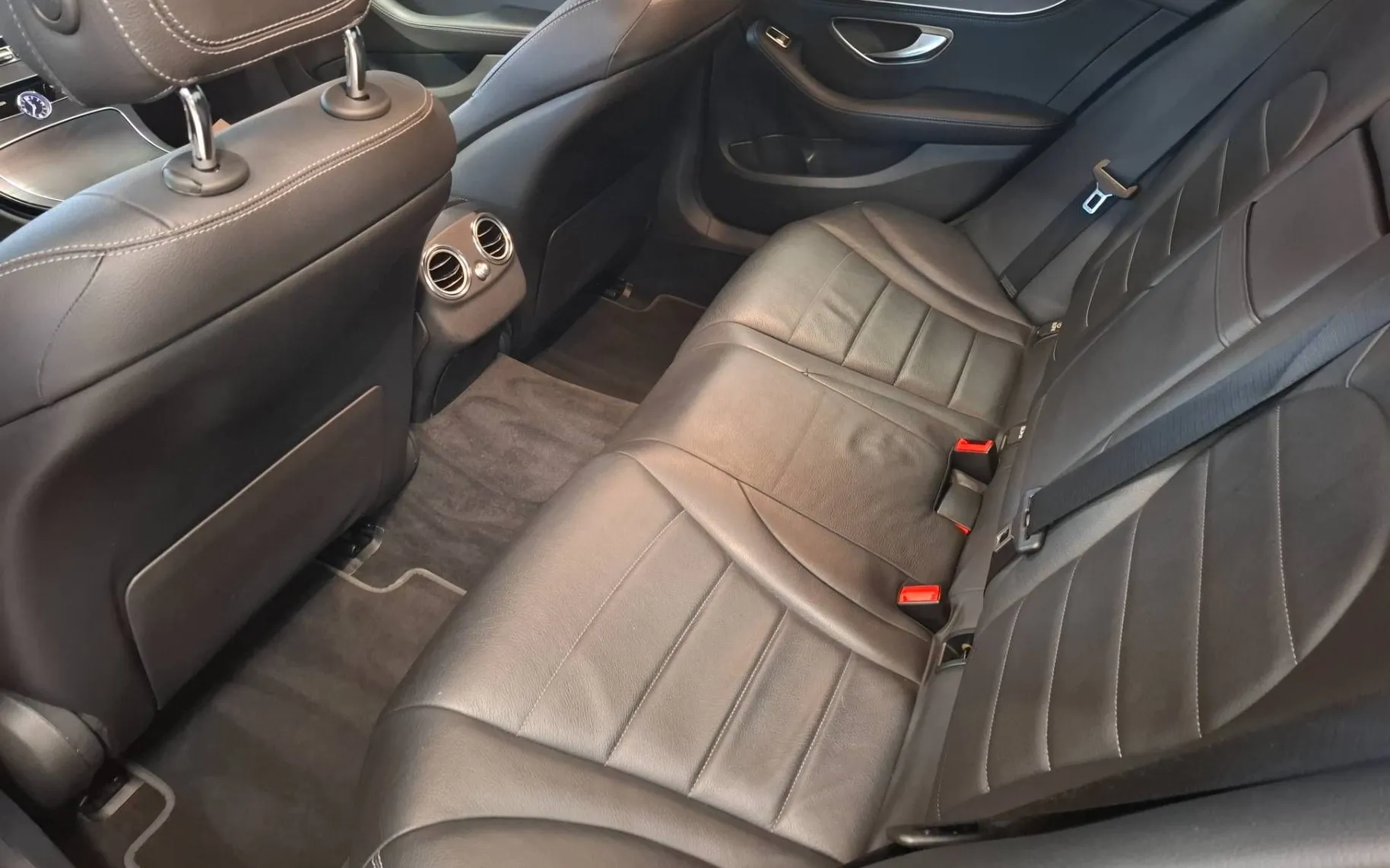 Notranja slika - Mercedes-Benz C-Razred - C 350 e EXCLUSIVE-SLO-1LASTNIK-KOT NOV... - 10