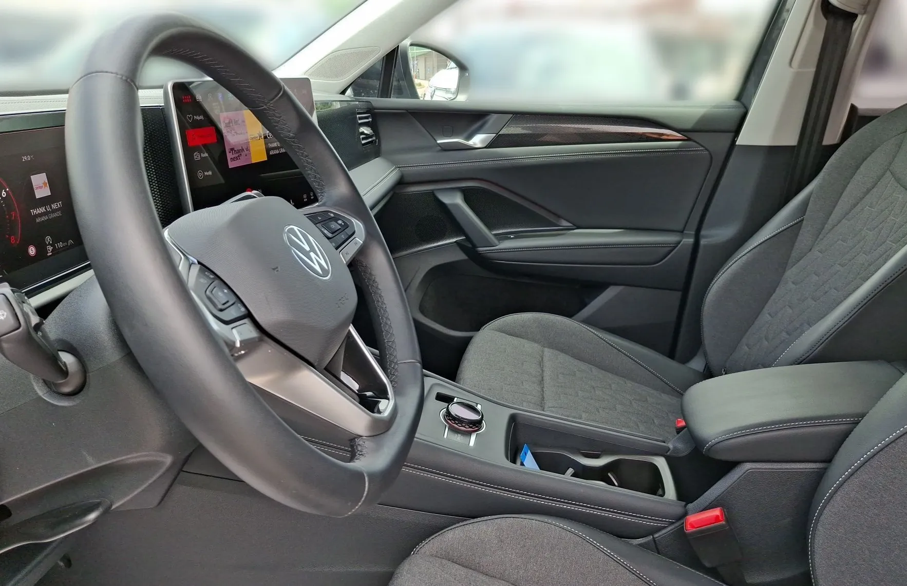 Zunanja slika - VW Tiguan - 1.5 eTSI BMT 4All DSG - 4
