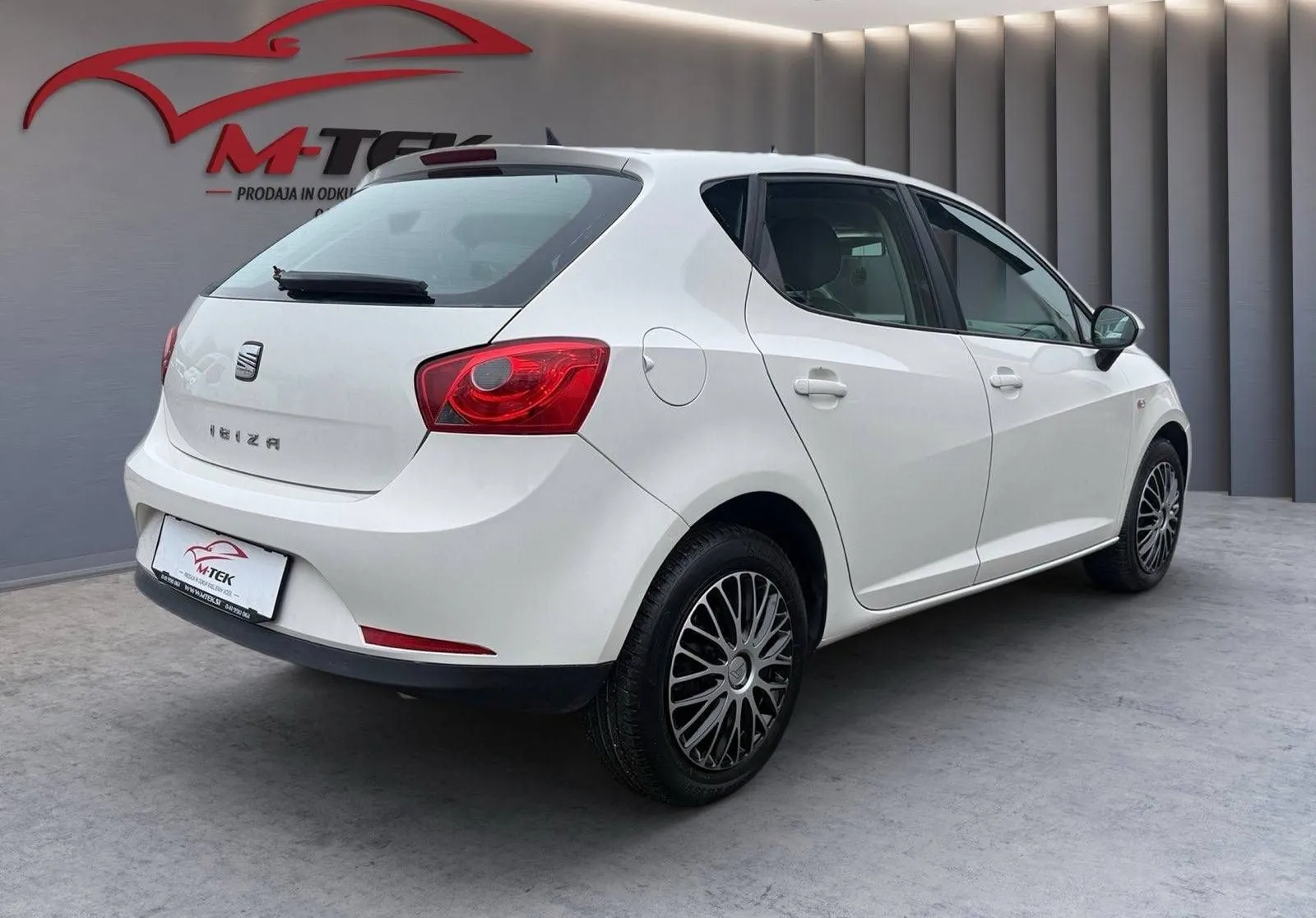 Zunanja slika - Seat Ibiza - 1.6 TDI DPF 66KW STYLE EURO 5... - 6
