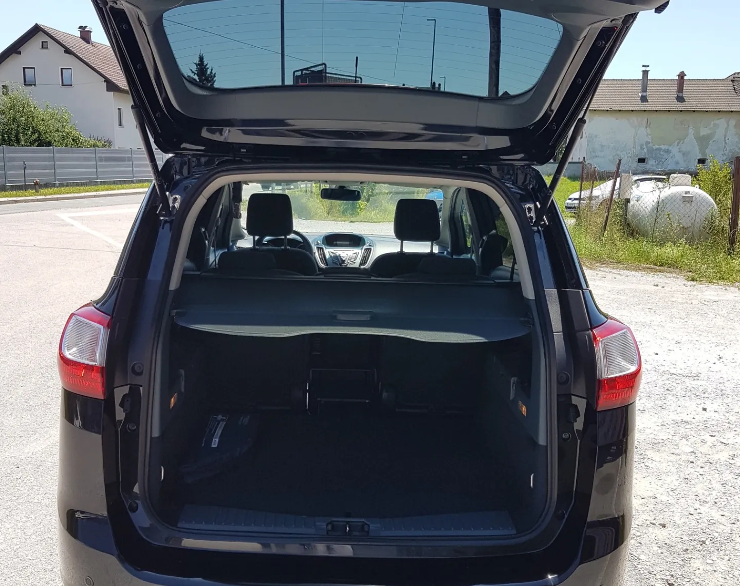 Zunanja slika - Ford C-MAX - 1,6 TDCi TItanium - 9
