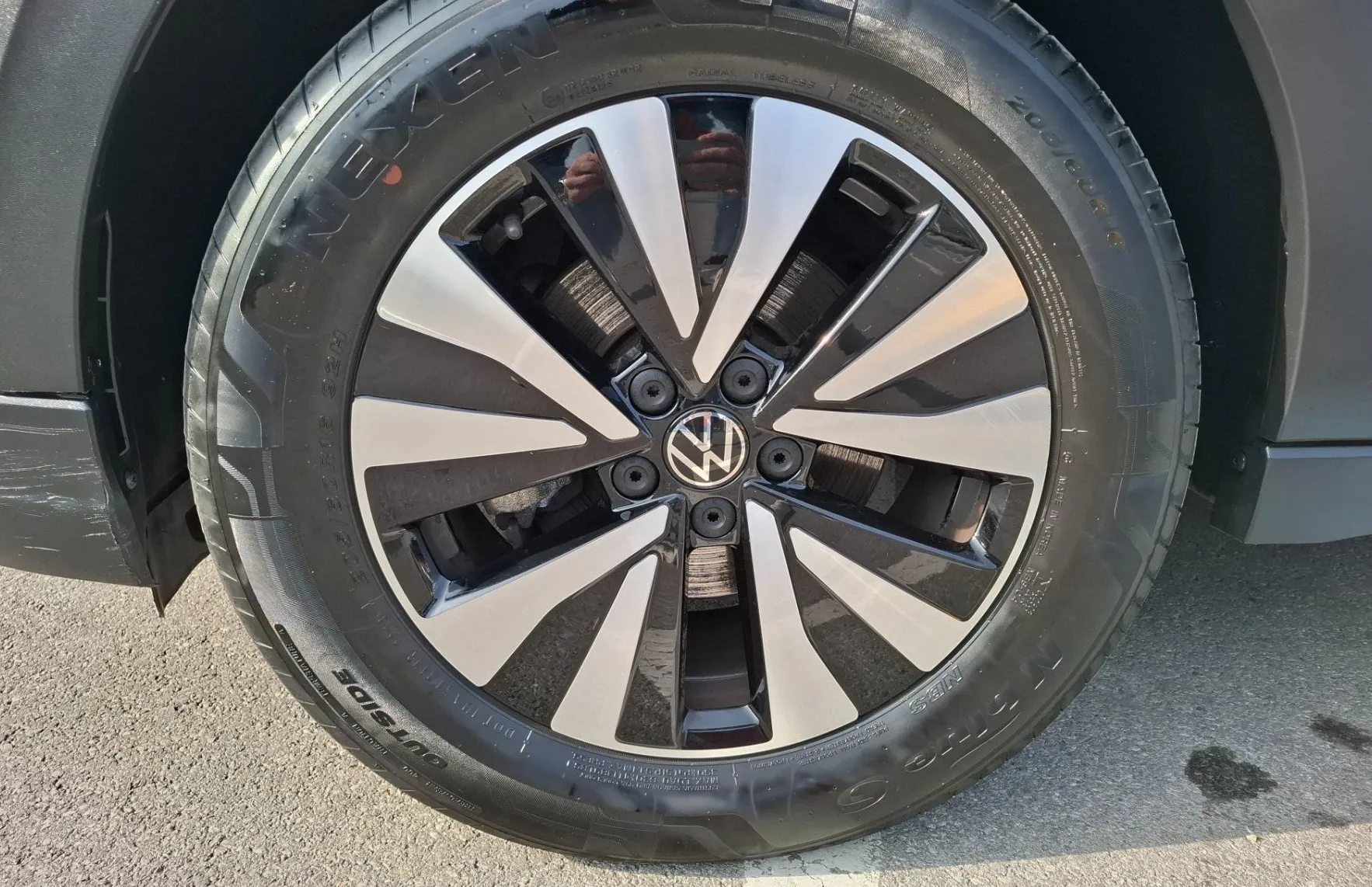 Zunanja slika - Volkswagen Taigo - 1.0 TSI AVTOMATIK+ACC+PDC+DAB+NAVI + SERVISNA KNJ. - 13