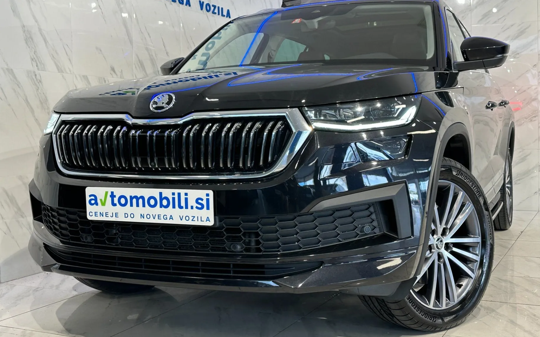 Zunanja slika - Škoda Kodiaq - 2.0 TSI 4x4|LK|Pano|ACC|360K|Hlaj|Memory|Canton| - 3
