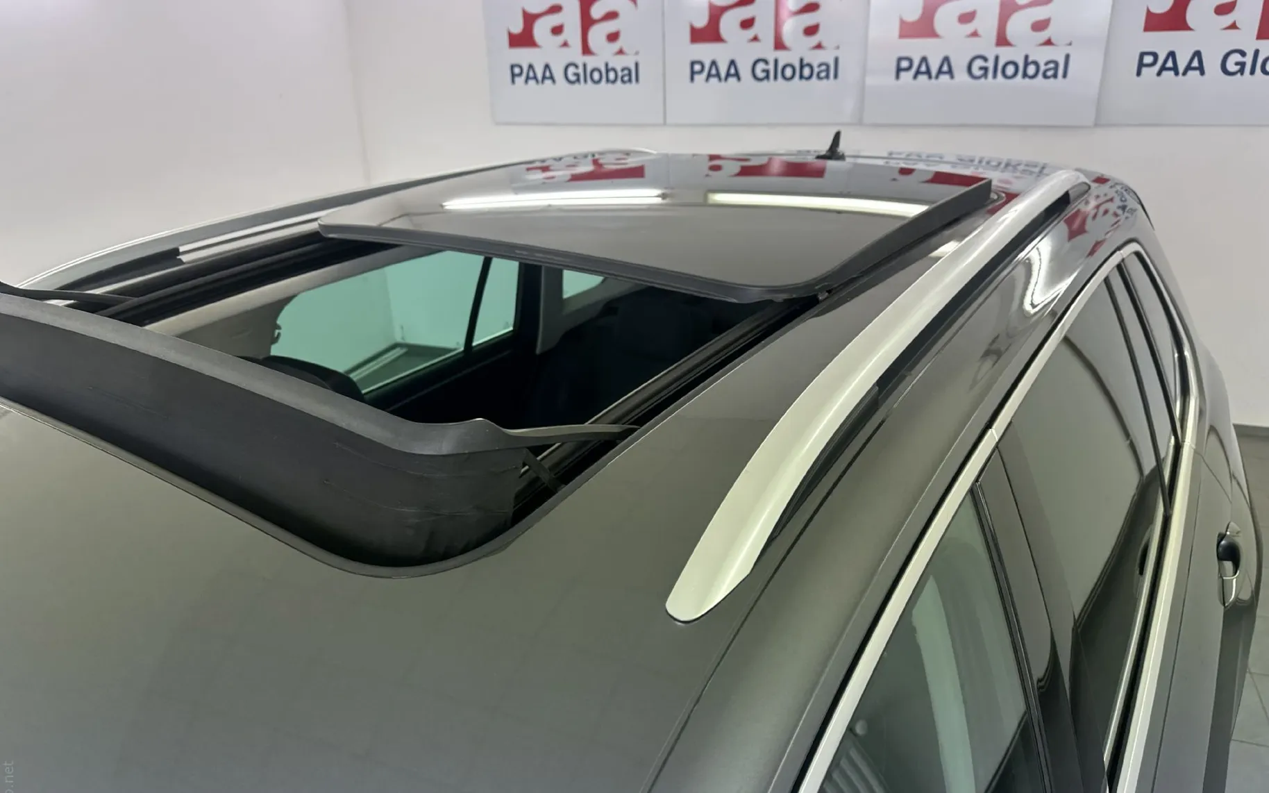 Zunanja slika - Volkswagen Tiguan - 1.5 TSI ACT BMT R-Line DSG.Highline 110kW.KAMERA - 6