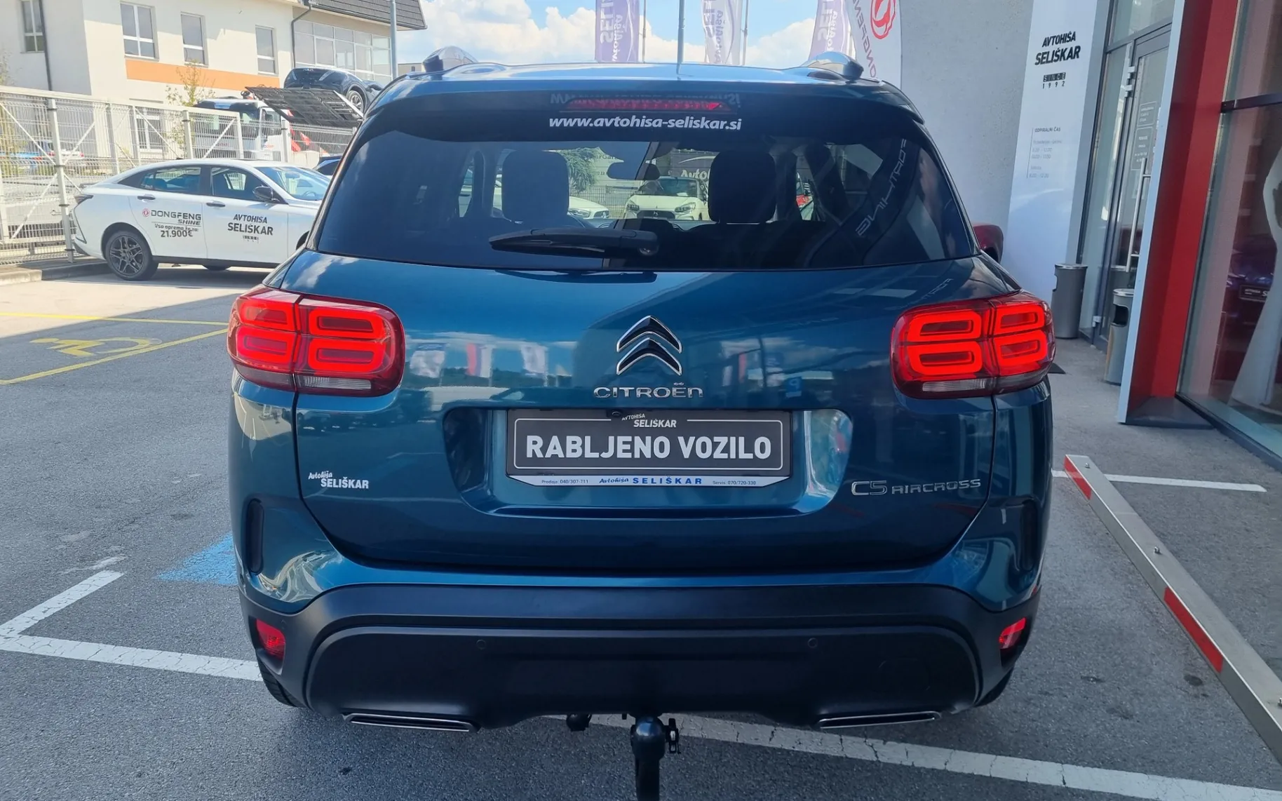 Zunanja slika - Citroën C5 - Aircross 1.2 PT Feel - VLEČNA KLJUKA - POTRJENA SERVISNA - 16