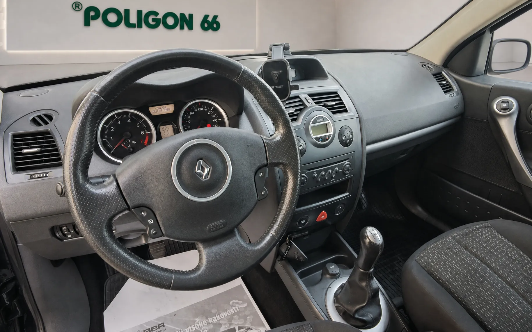 Zunanja slika - Renault Megane - 1.6 16V-ODLIČNO OHRANJEN-5 VRAT-MODEL 2008 - 6