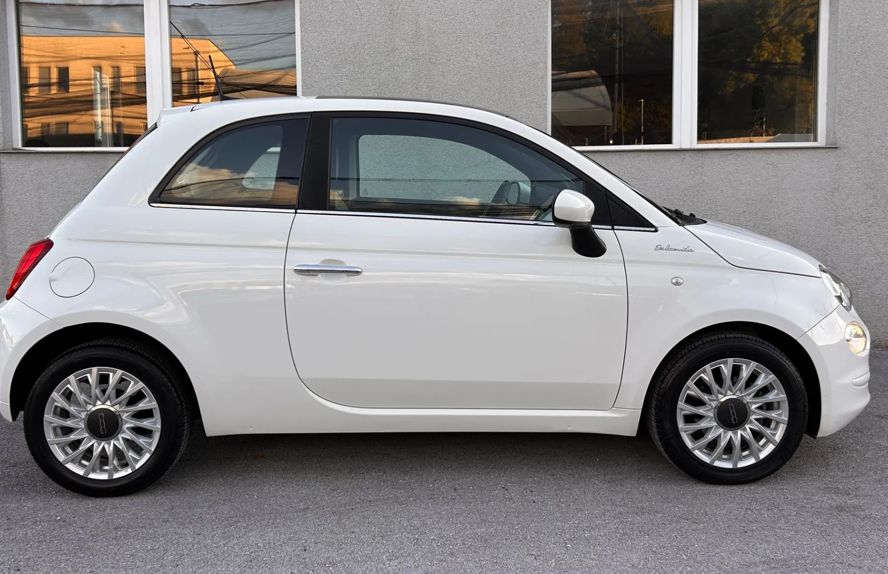 Zunanja slika - Fiat 500 - 1.0-Dolcevita-DIGITKLIMA-TEMPO-PANO-40.000KM - 5