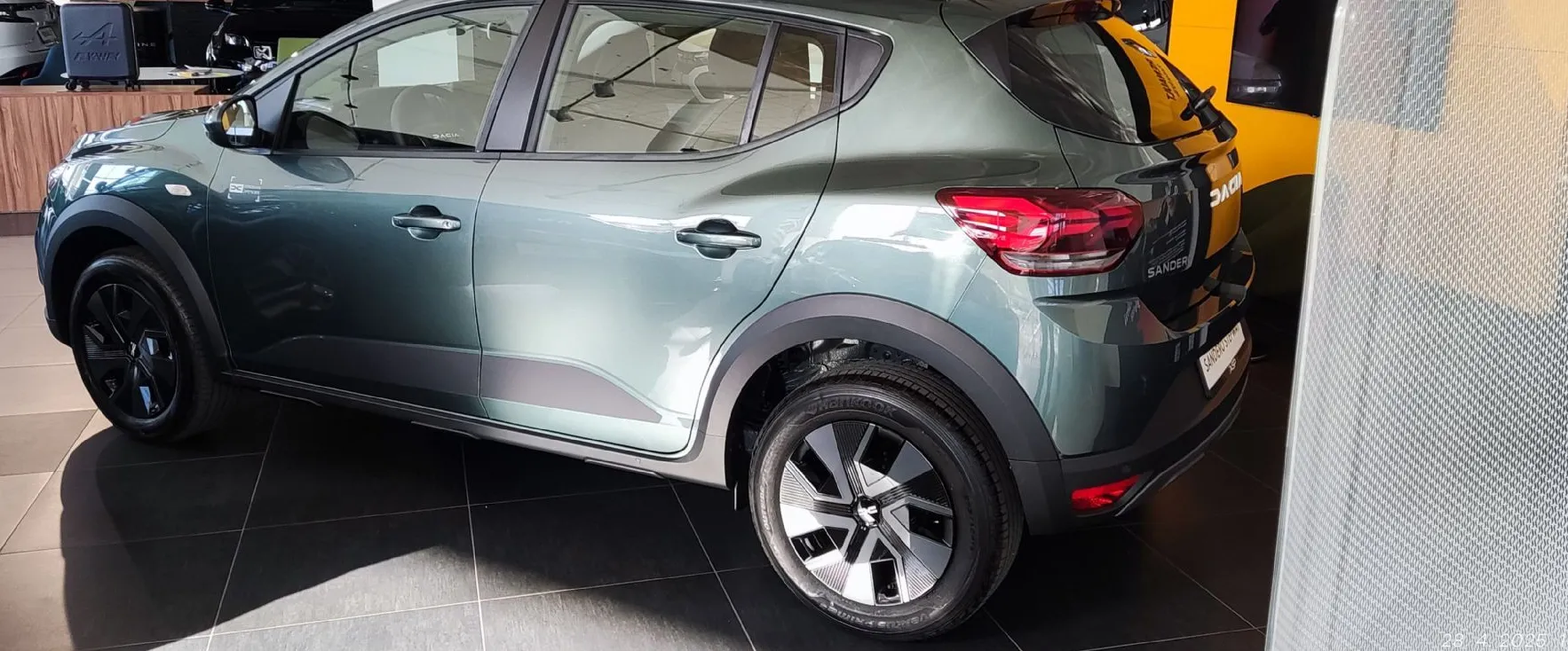 Zunanja slika - Dacia Sandero - 1.0 TCe 110 Stepway Expression - 3