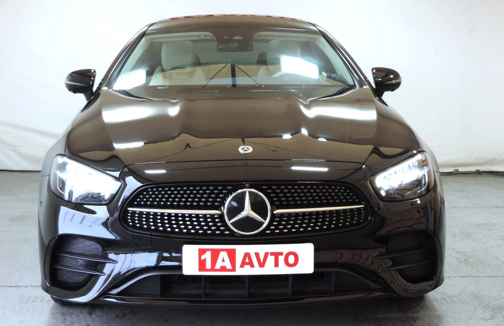 Zunanja slika - Mercedes-Benz E-Razred - 300d 4-MATIC AUT. - 2