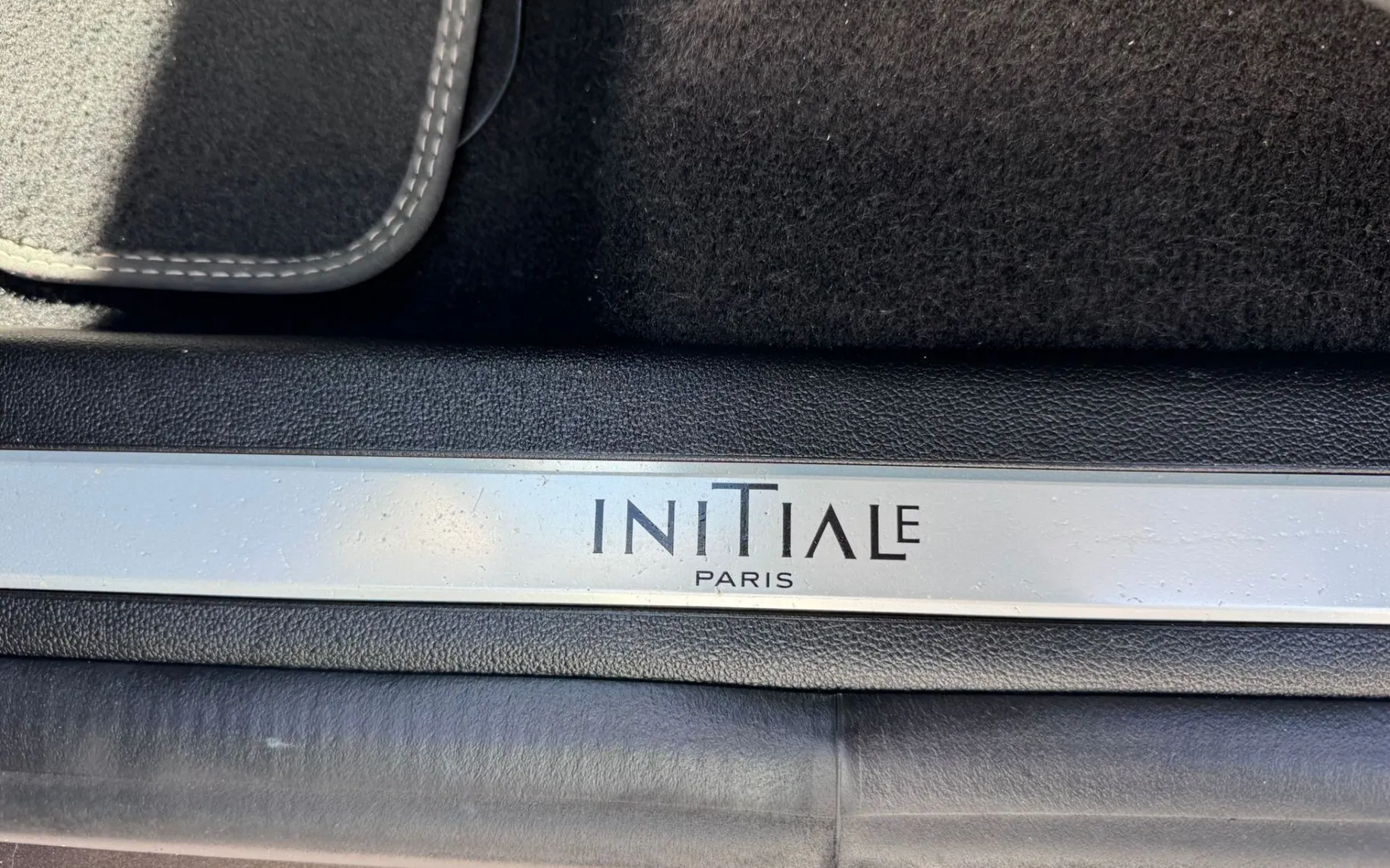 Zunanja slika - Renault Grand Scenic - Scénic 1.6 dCi 160 Energy INITIALE PARIS - EDC - 15