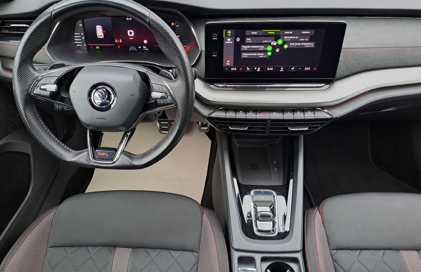 Zunanja slika - Škoda Octavia - Combi 2.0 TSI RS DSG - 10