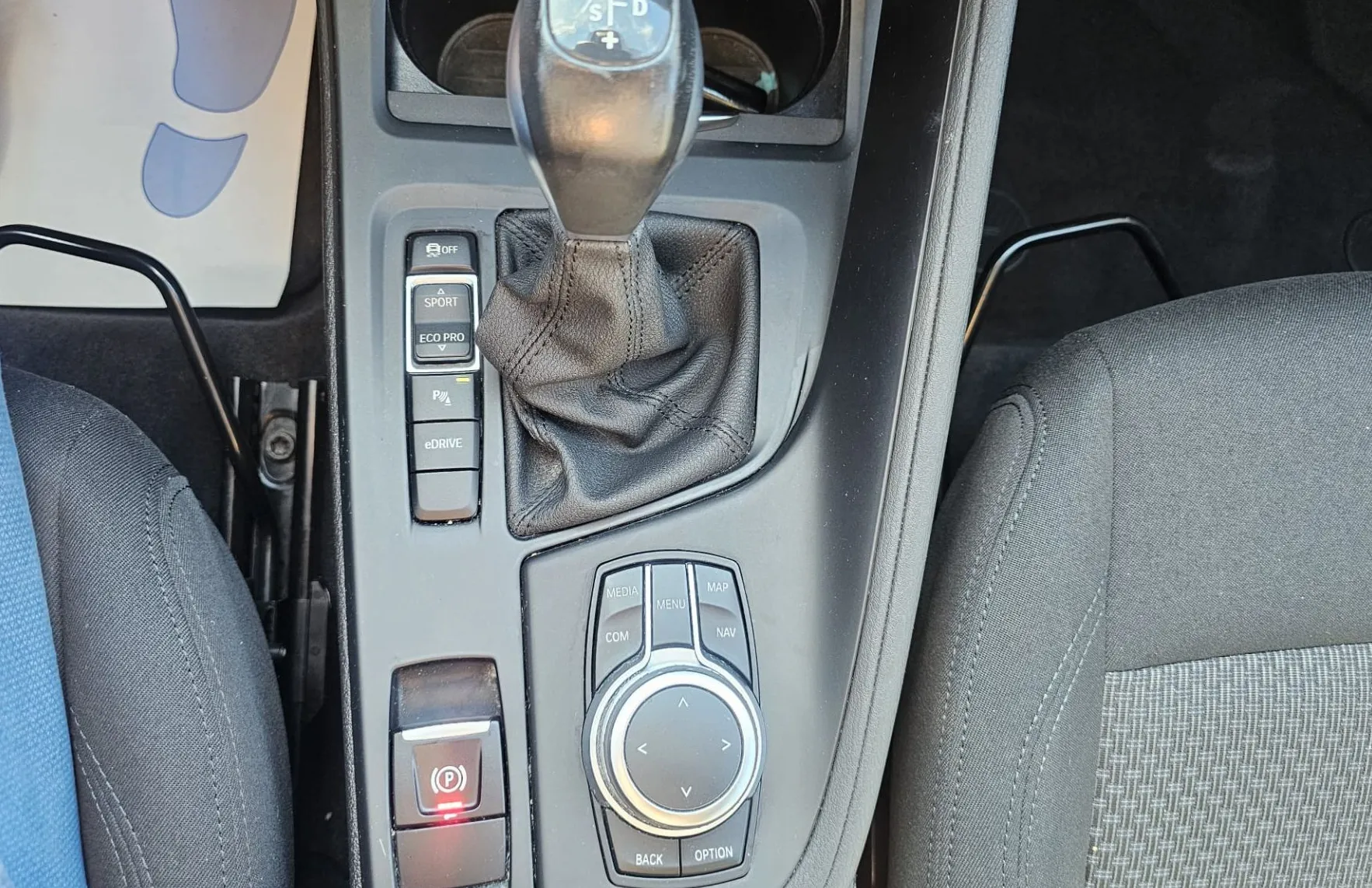 Zunanja slika - BMW X1 - serija : xDrive25e Advantage Avt.|navi|el prtljažnik|fulLED - 18