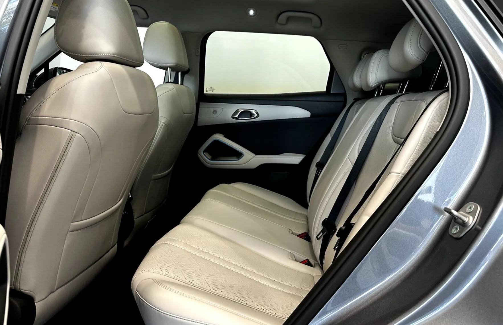 Zunanja slika - BYD ATTO 2 - COMFORT 64.8 kWh - 12