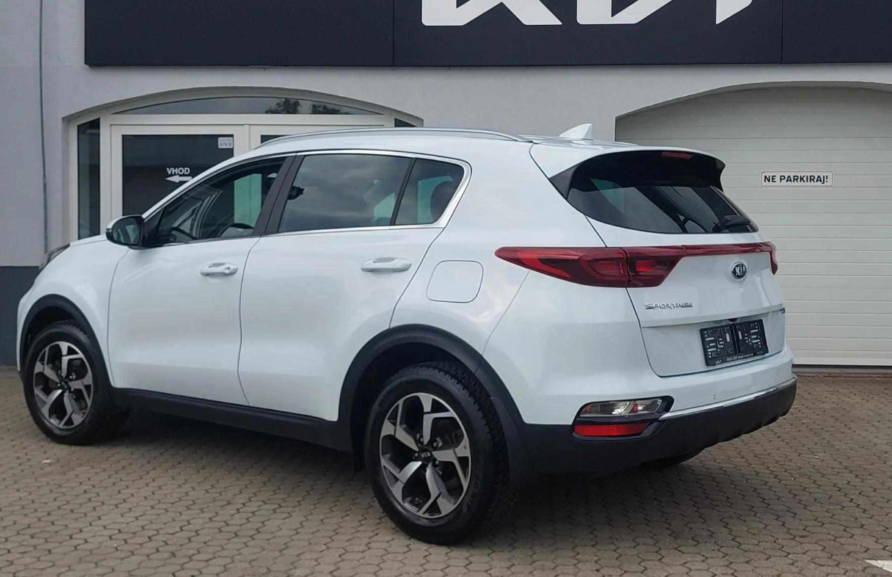 Zunanja slika - KIA Sportage - 2WD 1.6 CRDI LX Edition ISG - 3